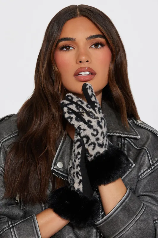 She's Fierce And Classic Gloves - Black/combo sold by Fashion Nova