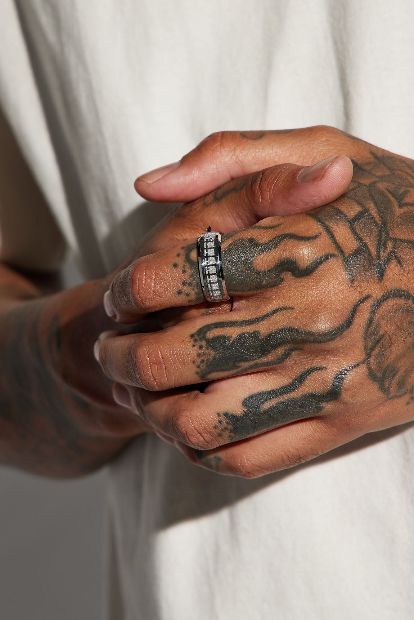 Holy Crosses Around Me Stainless Ring - Silver sold by Fashion Nova