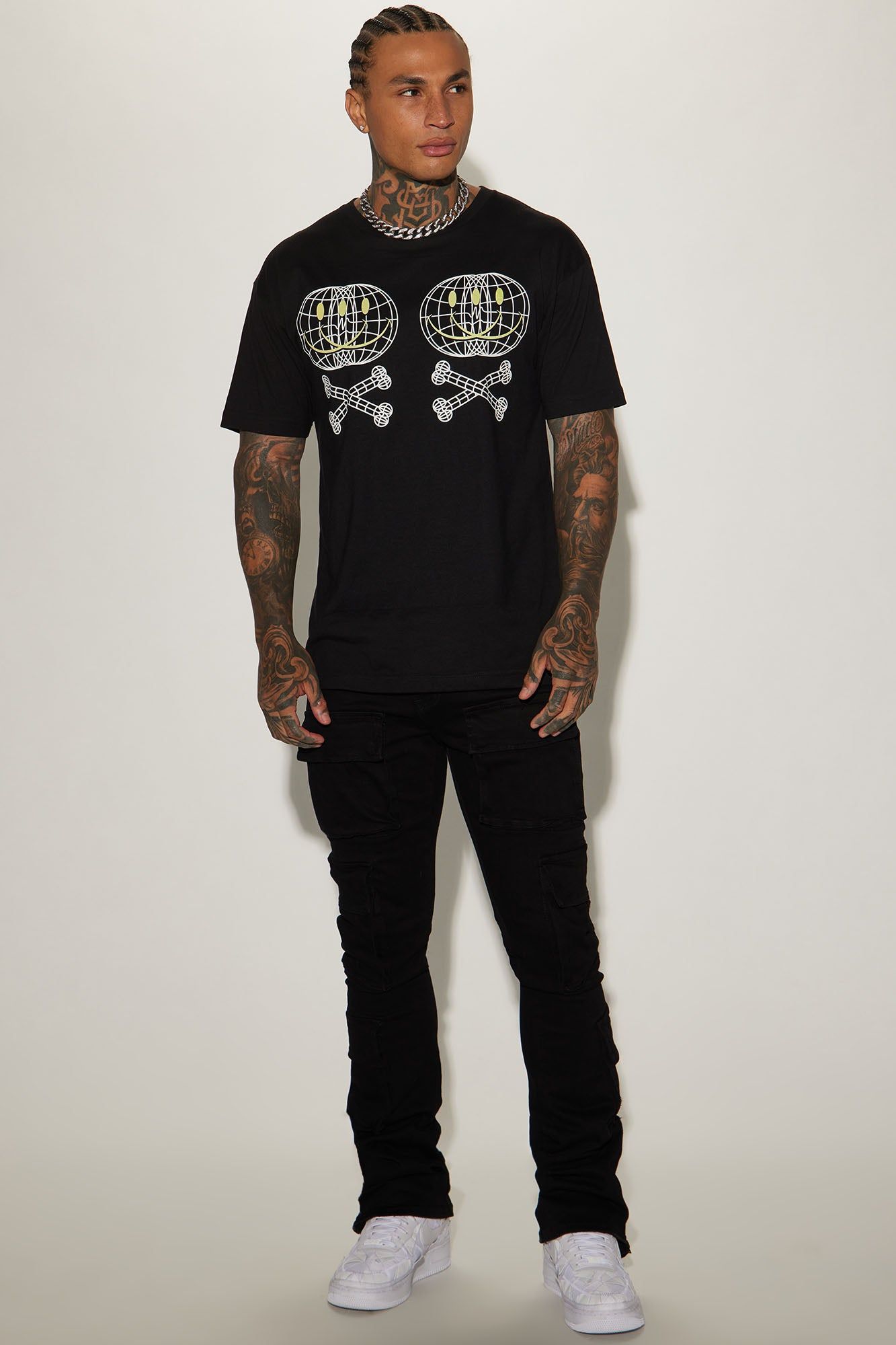 Three Cargo Stacked Skinny Zipper Flare Jeans - Black sold by Fashion Nova product image thumbnail 2