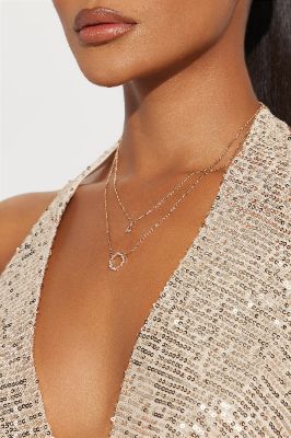 Glistening Sun Necklace - Gold made by Fashion Nova