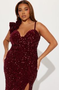 Jennifer Velvet Sequin Gown - Burgundy sold by Fashion Nova