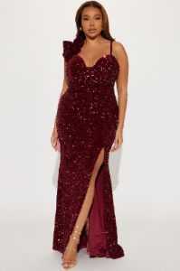 Jennifer Velvet Sequin Gown - Burgundy sold by Fashion Nova
