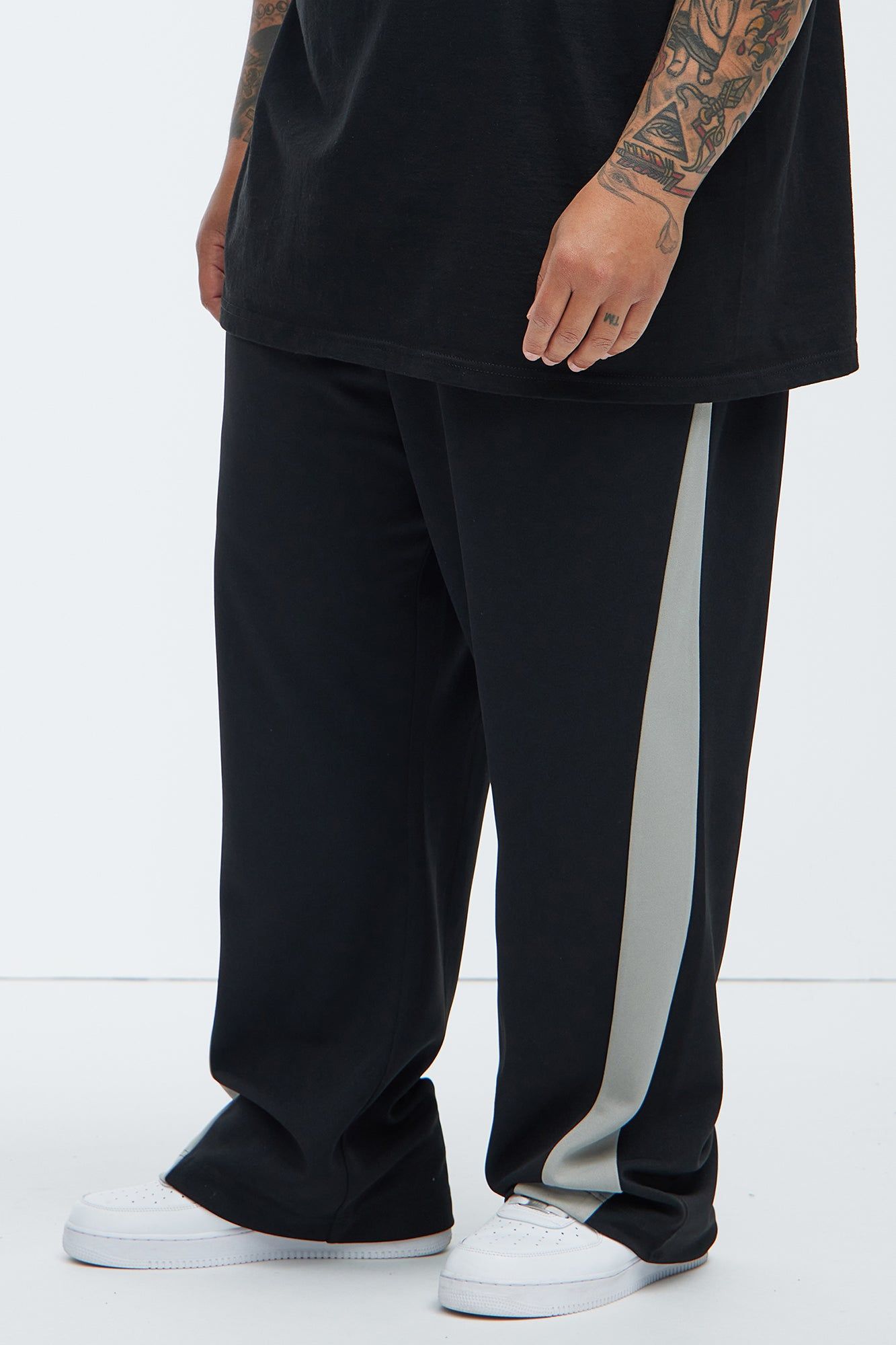 Hopper Relaxed Track Pants - Black sold by Fashion Nova