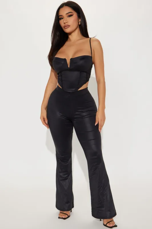 Need To Go Out Pant Set  - Black sold by Fashion Nova