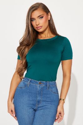 Mila Seamless Tee - Hunter sold by Fashion Nova
