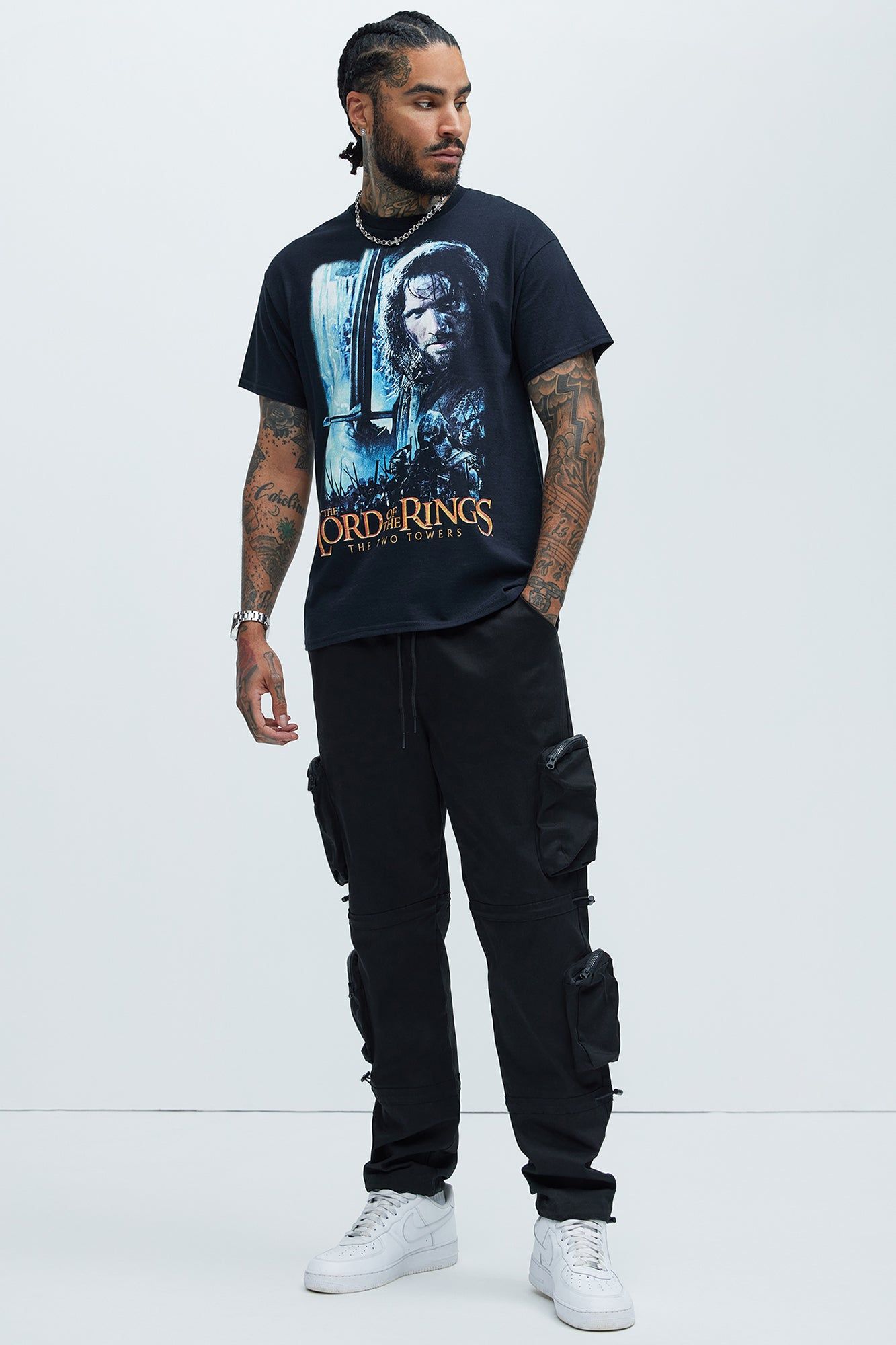 Lord Of The Rings Aragon Short Sleeve Tee - Black sold by Fashion Nova product image thumbnail 4