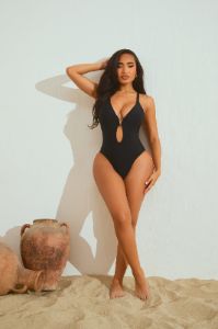 Georgina Keyhole 1 Piece Swimsuit - Black sold by Fashion Nova