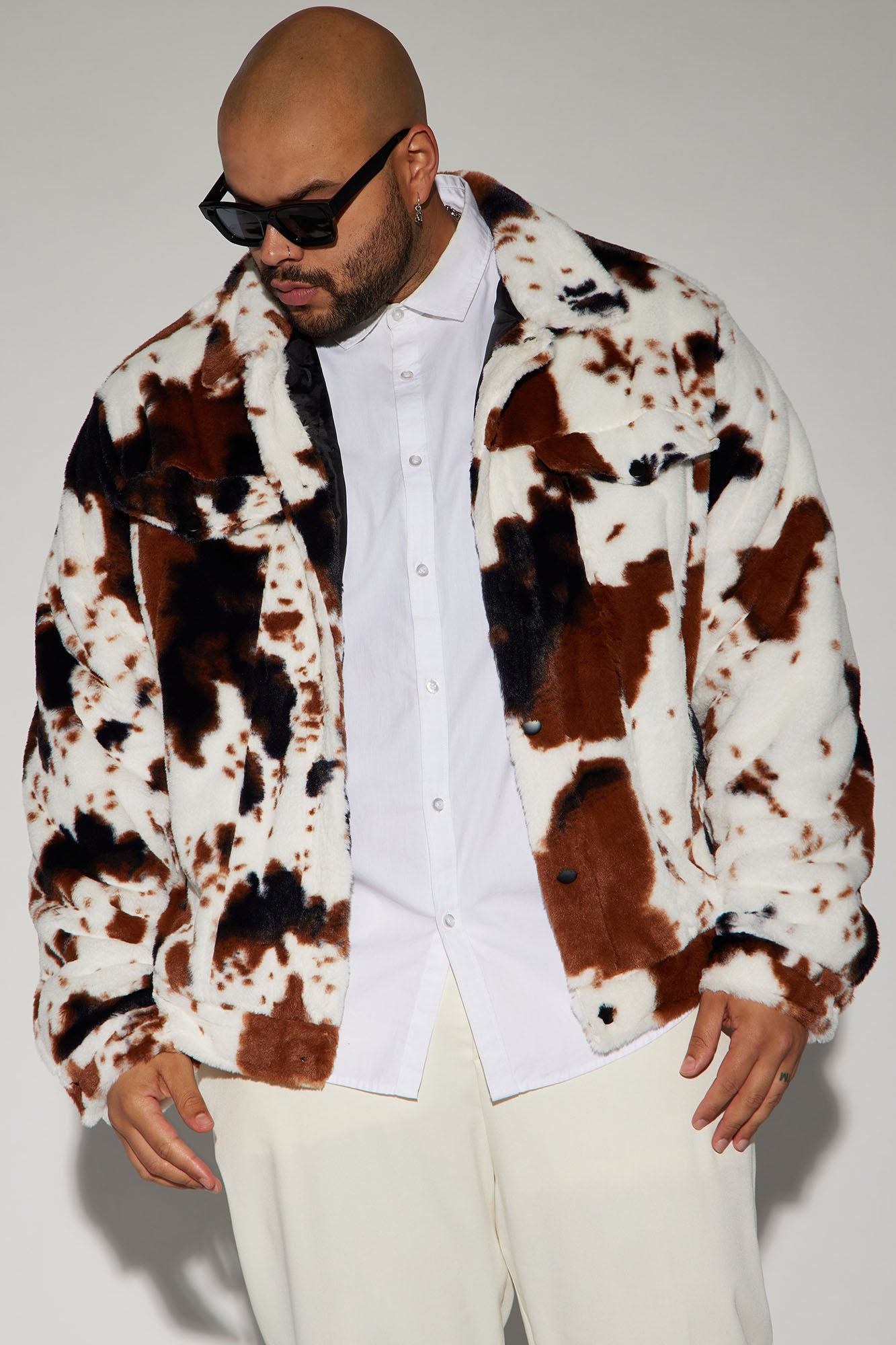 Whole Lotta Money Faux Fur Trucker Jacket - Brown Combo sold by Fashion Nova product image thumbnail 5