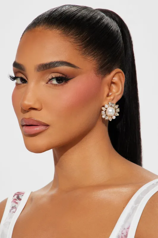 Spring Affair Earrings - Gold sold by Fashion Nova