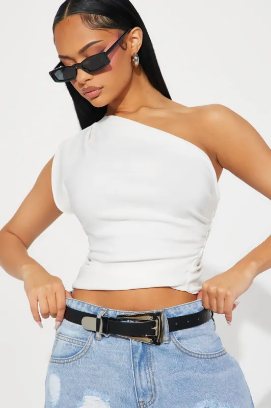 Just My Type Belt  - Black/Silver sold by Fashion Nova