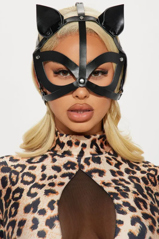 Prowlin' Around Cat Mask - Black sold by Fashion Nova
