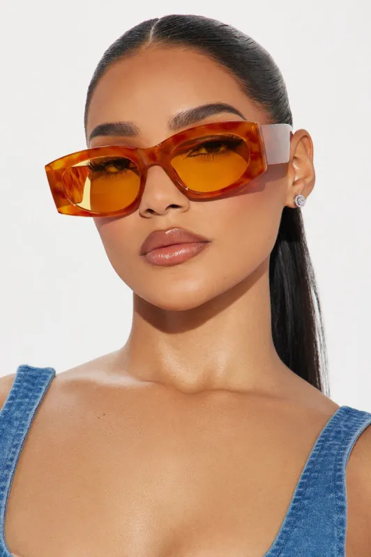 Bikini And Beaches Sunglasses - Tortoise sold by Fashion Nova