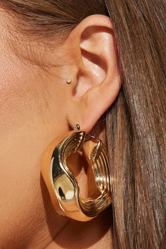 Veracruz Earrings - Gold made by Fashion Nova