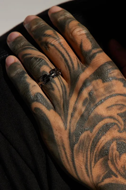 Slim Buckle Ring - Black sold by Fashion Nova