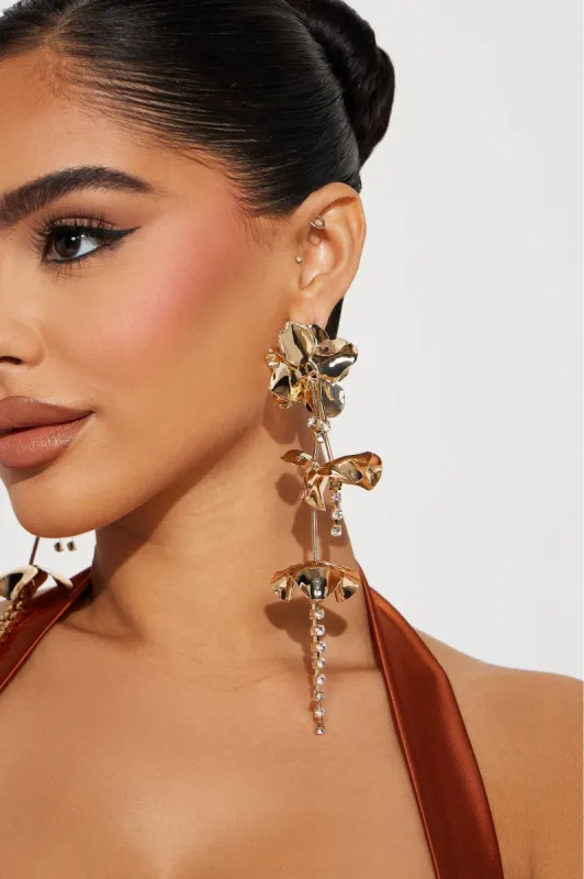 Flower To Flower Drop Earrings - Gold sold by Fashion Nova