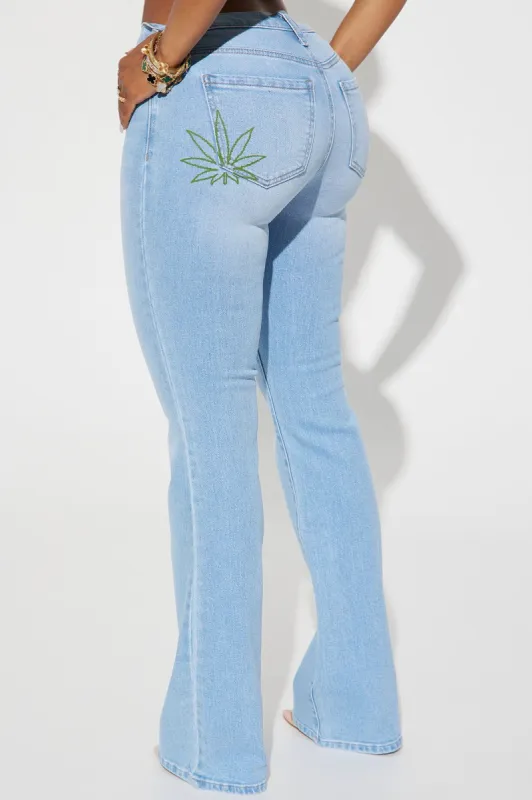 Pass The Vibes Stretch Flare Jeans - Light Wash sold by Fashion Nova