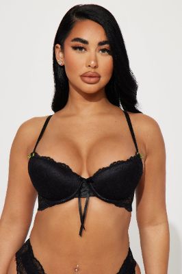 Luxe In Love Lace Push Up Bra - Black sold by Fashion Nova