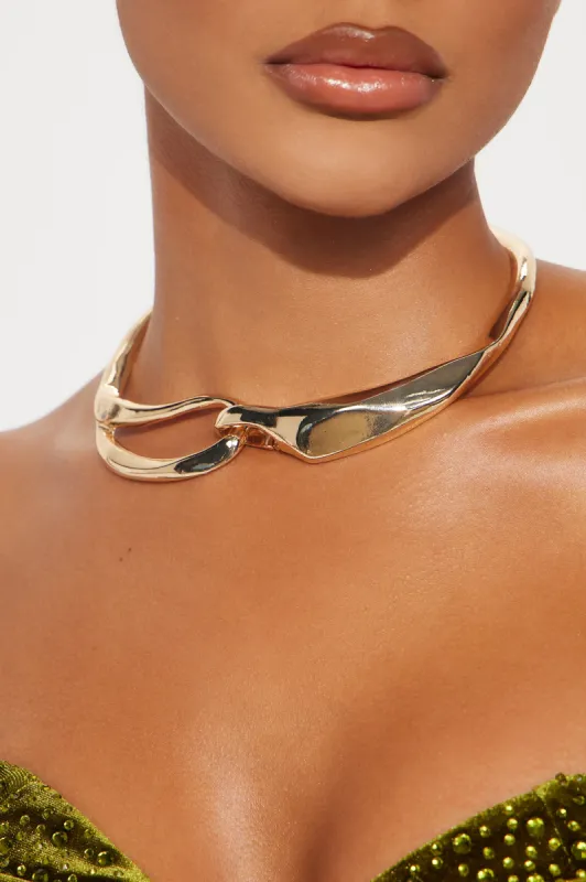 North Of Neptune Necklace - Gold sold by Fashion Nova