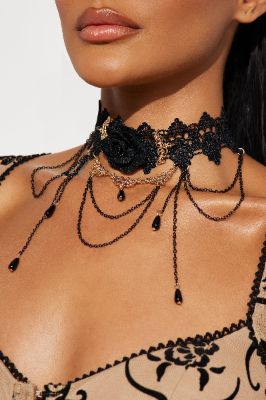 New Romance Choker - Gold/Black sold by Fashion Nova