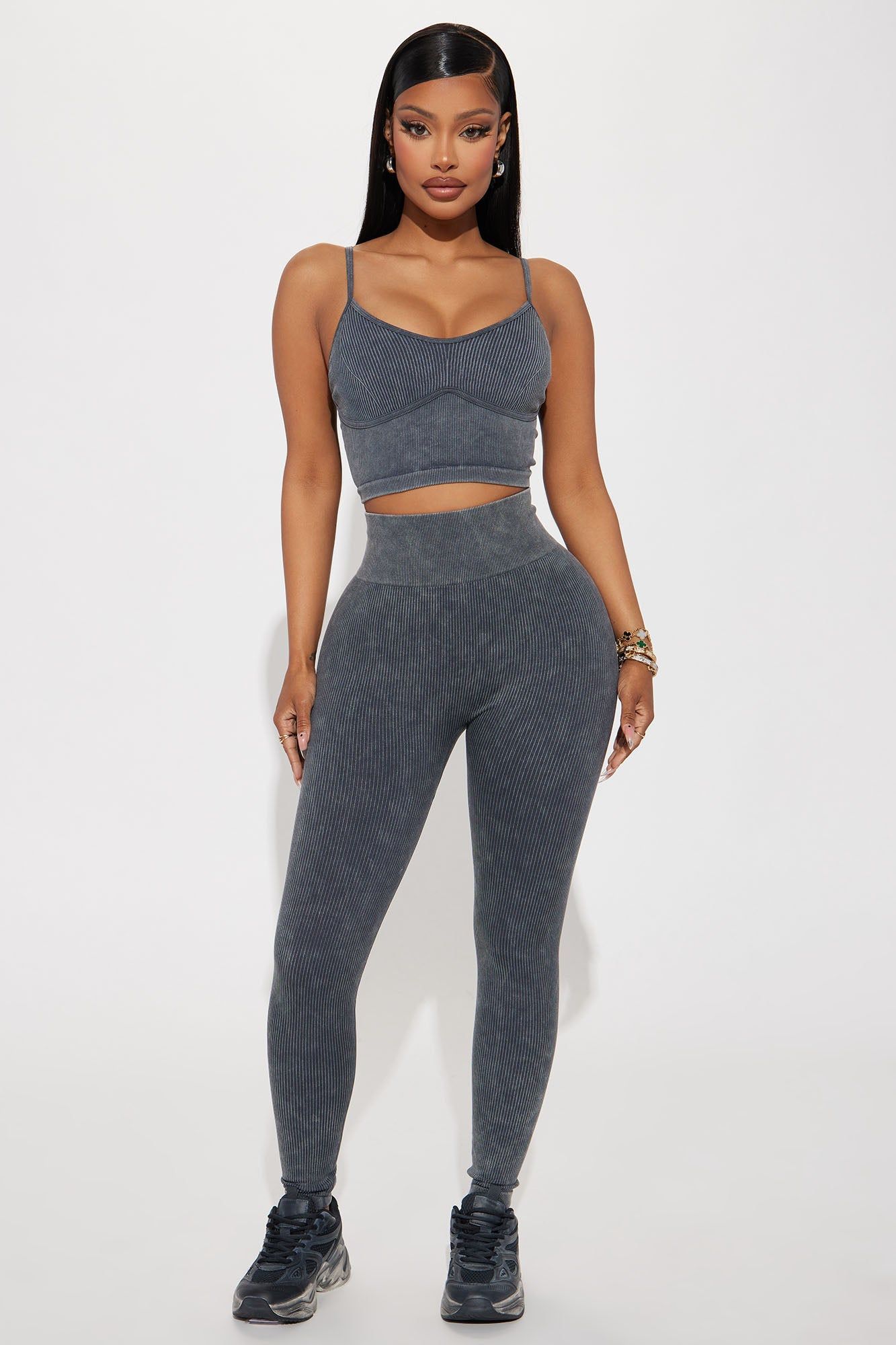 Advantage Seamless Active Leggings - Black sold by Fashion Nova