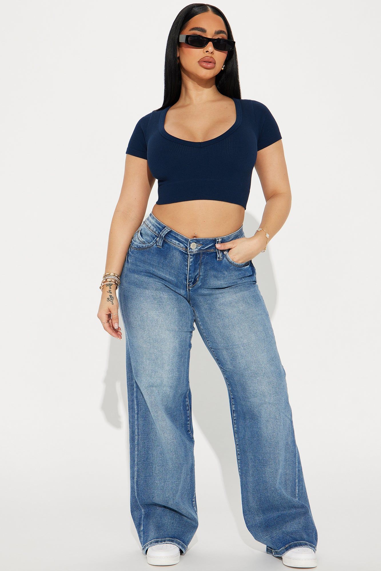 Selena Seamless V-Neck Tee - Navy sold by Fashion Nova product image thumbnail 2