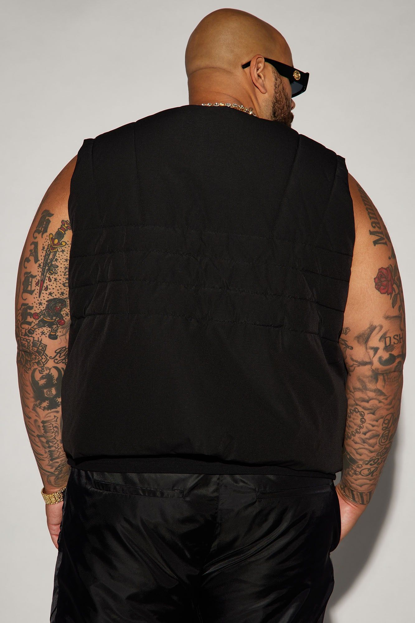 Avalon Ripstop Cropped Tactical Padded Vest - Black sold by Fashion Nova product image thumbnail 7