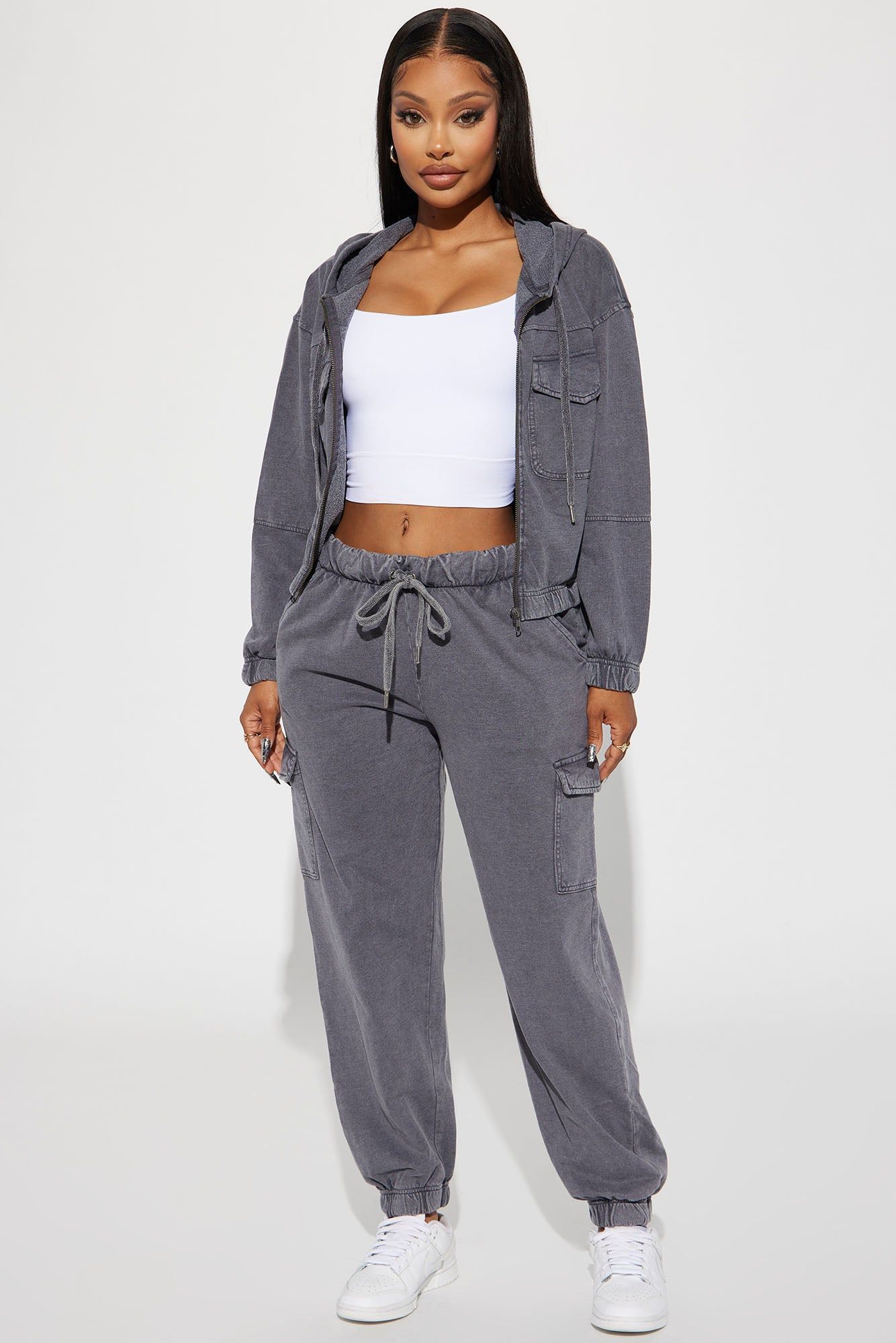 Fiona Fleece Jogger - Black sold by Fashion Nova