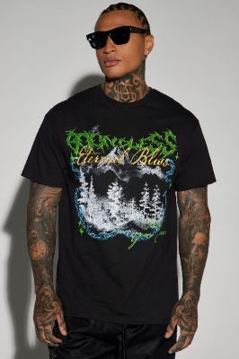 Vacation Spot Short Sleeve Tee - Black sold by Fashion Nova