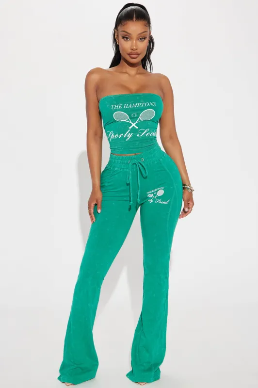 The Hamptons Sporty Flared Pant - Green sold by Fashion Nova