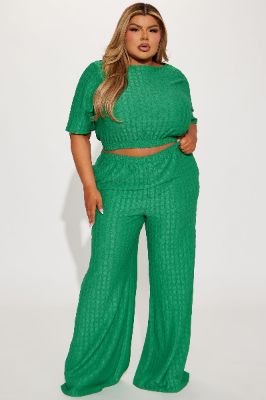 Day Plans Textured Pant Set - Kelly Green sold by Fashion Nova