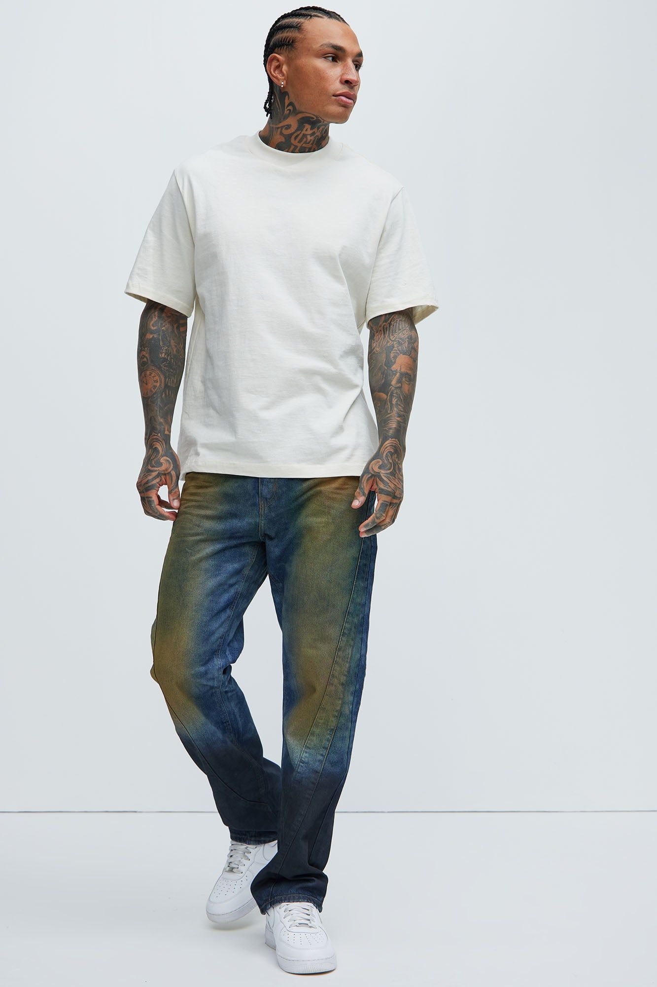 Lanesville Vintage Straight Jeans - Vintage Blue Wash sold by Fashion Nova product image thumbnail 2