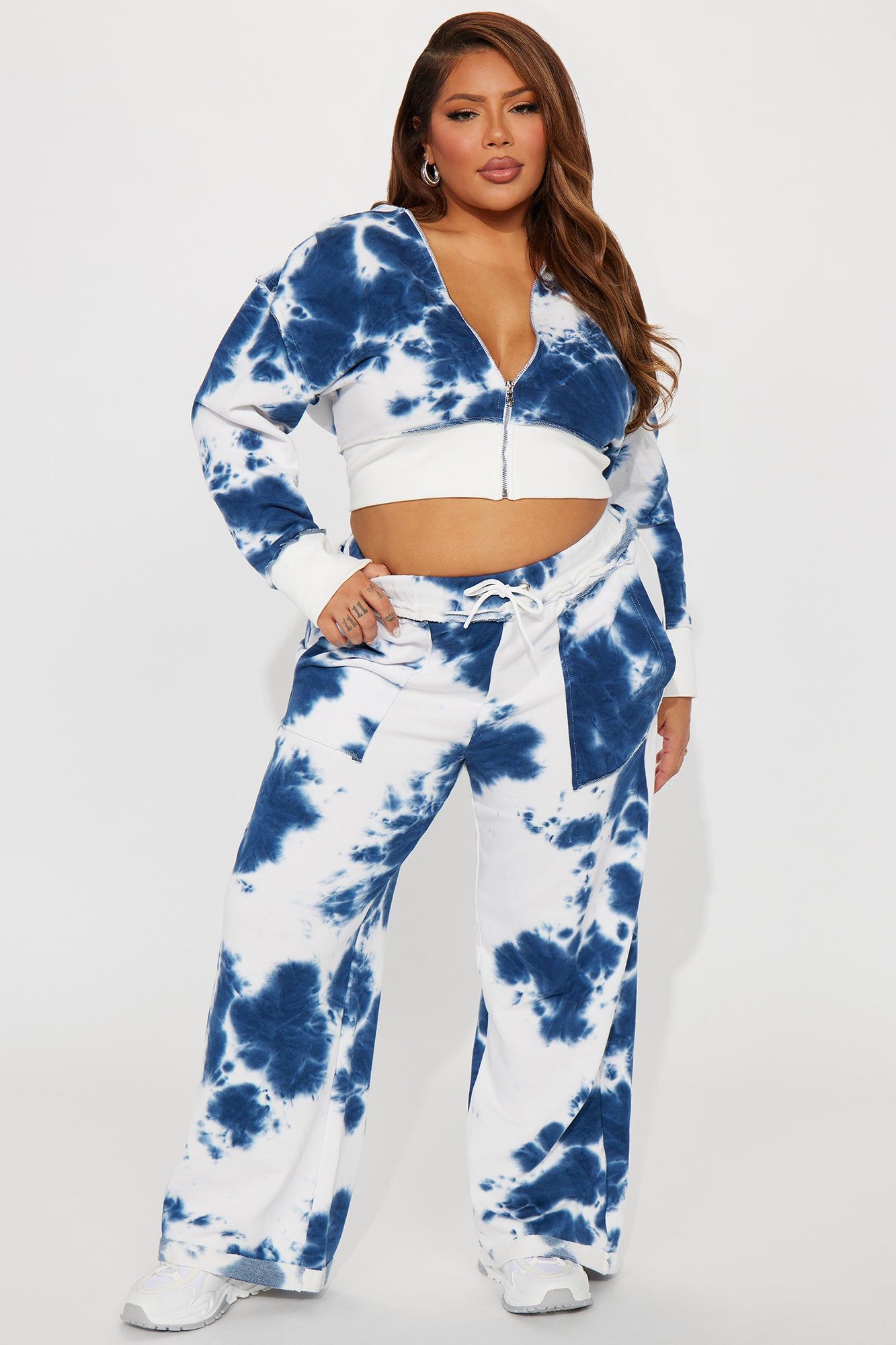 Throwback Tie Dye Jogger Set - Navy sold by Fashion Nova product image thumbnail 4
