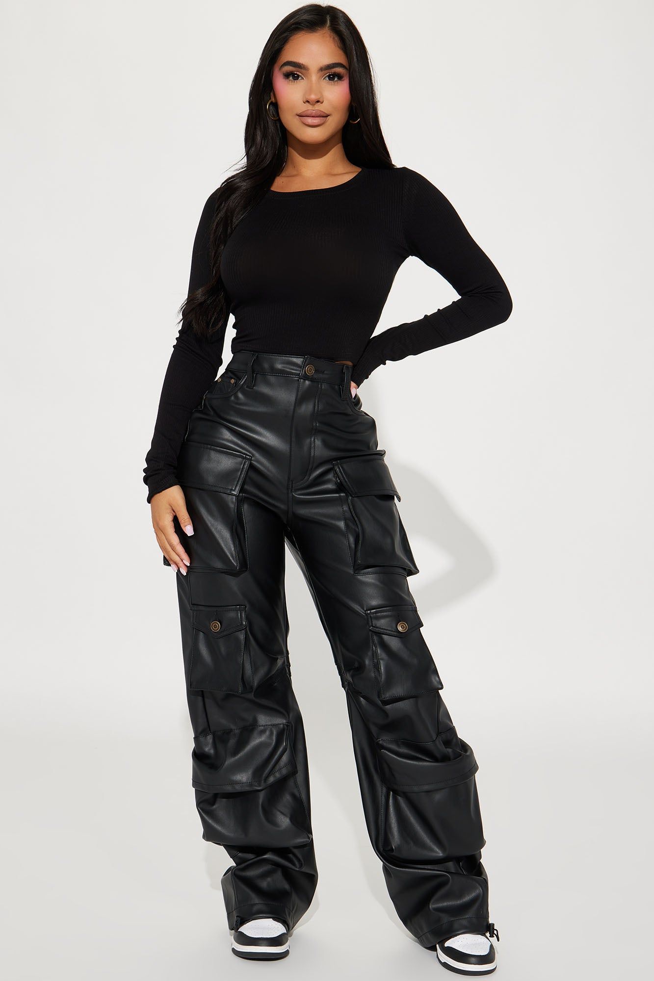 My Everyday Ribbed Tee - Black sold by Fashion Nova product image thumbnail 2