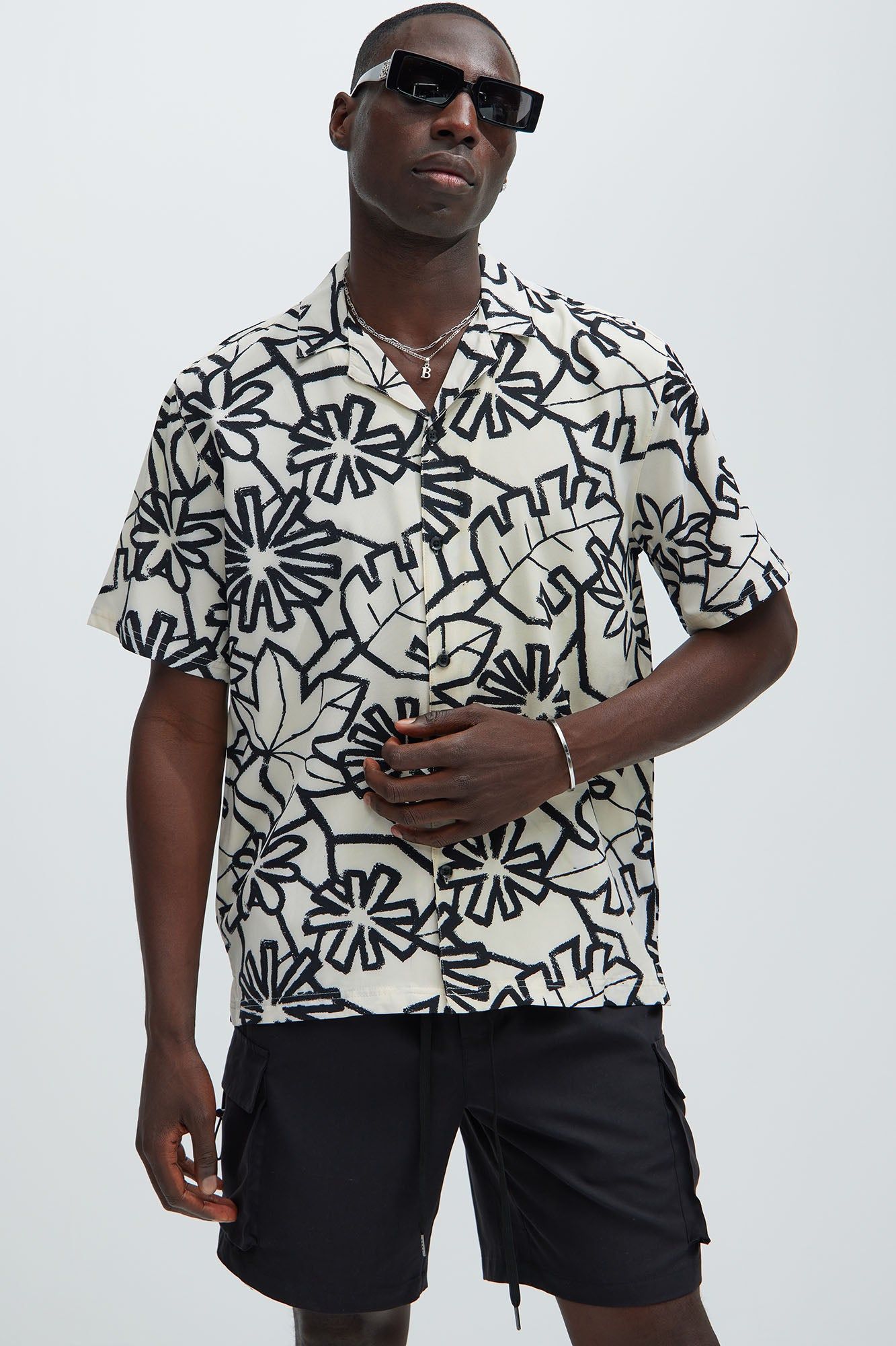 Flor De Shirt - Off White/combo sold by Fashion Nova