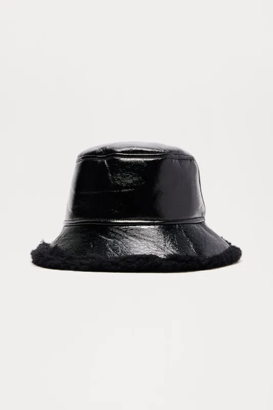 Weekend In Big Bear Bucket Hat - Black sold by Fashion Nova