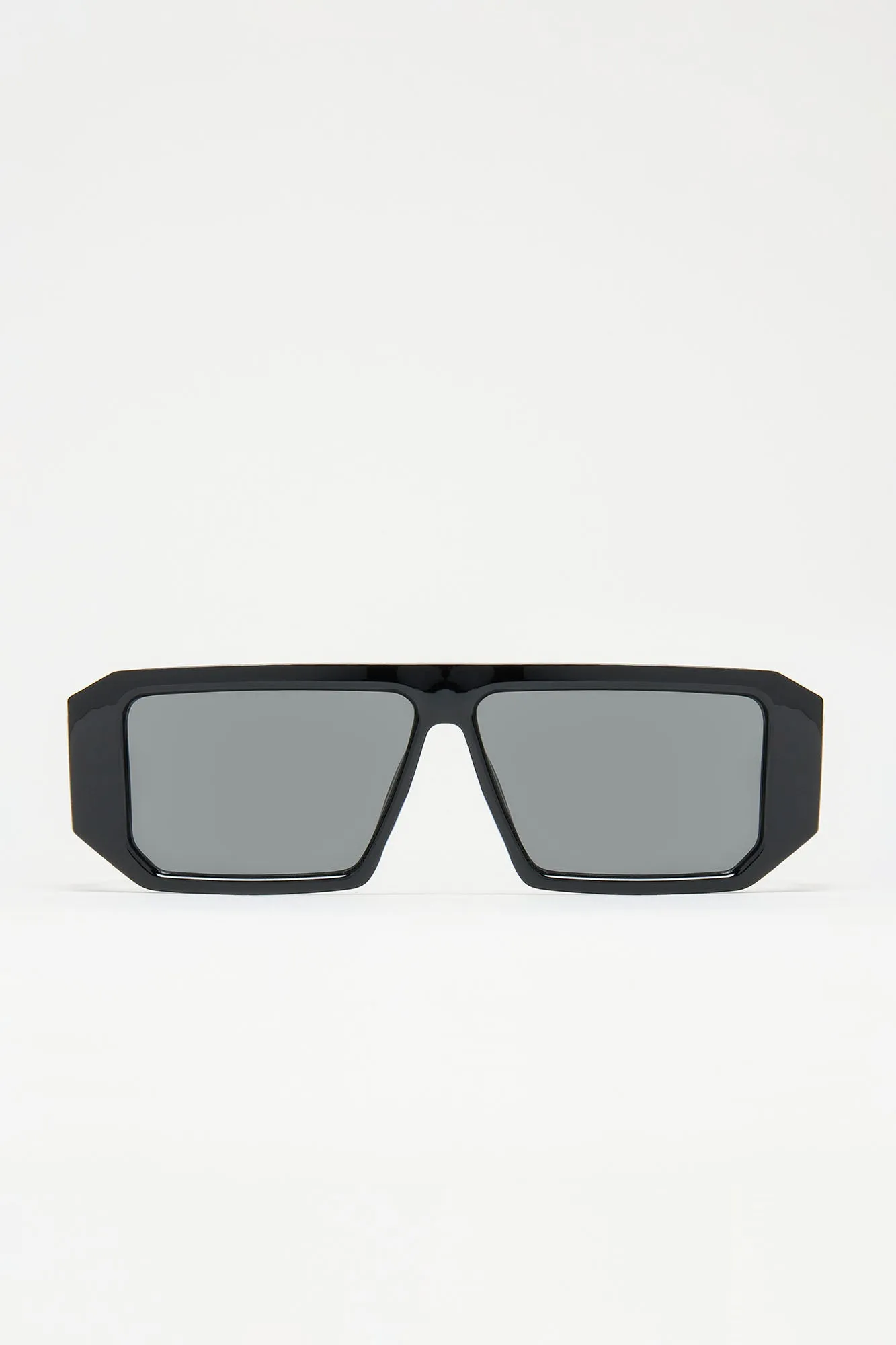 Electric Neighbor Sunglasses - Black/Smoke sold by Fashion Nova