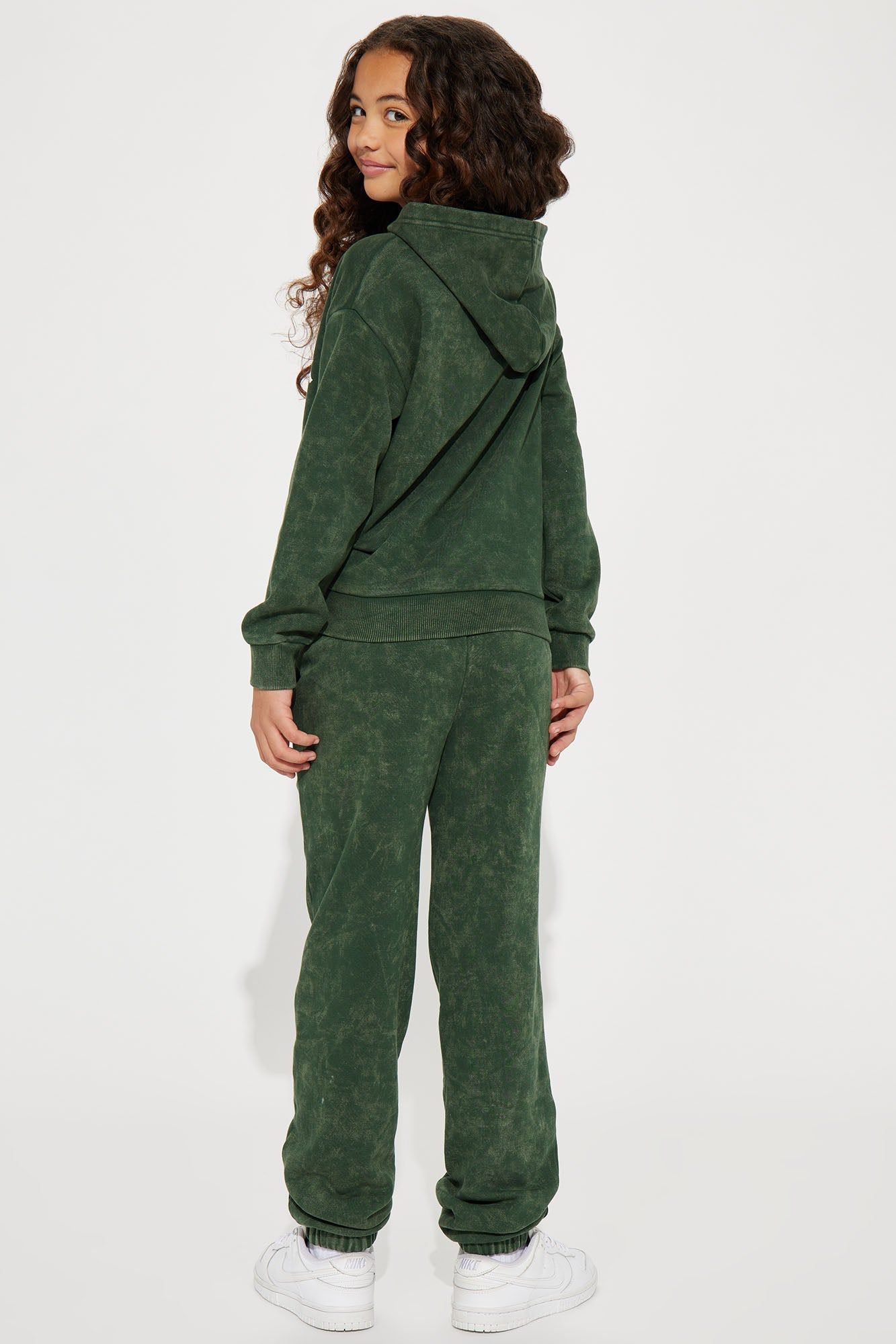 Mini City Chic Fleece Jogger Set - Hunter sold by Fashion Nova product image thumbnail 5