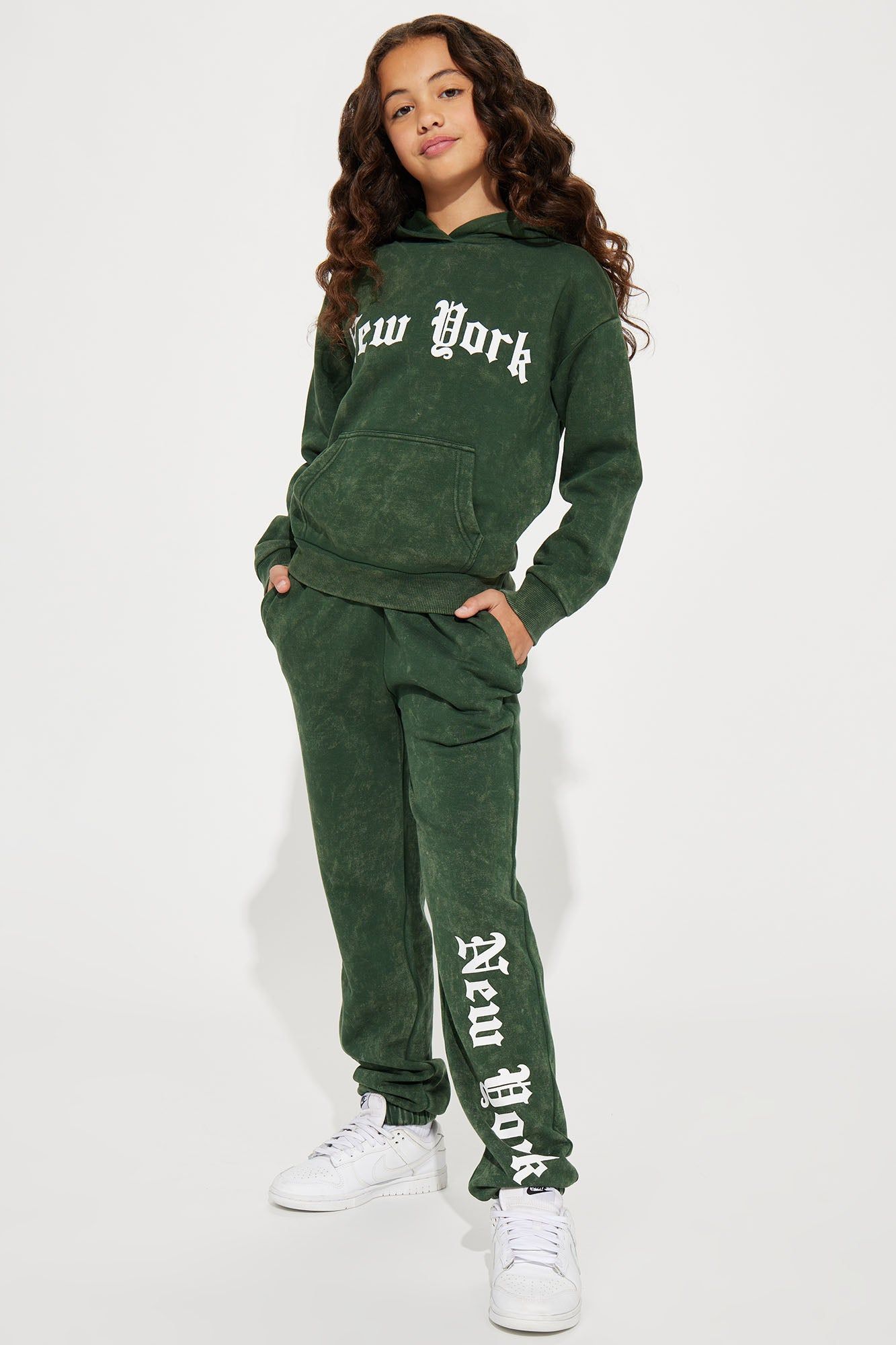 Mini City Chic Fleece Jogger Set - Hunter sold by Fashion Nova