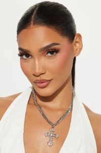 Surrounded With Goodness Necklace - Silver sold by Fashion Nova