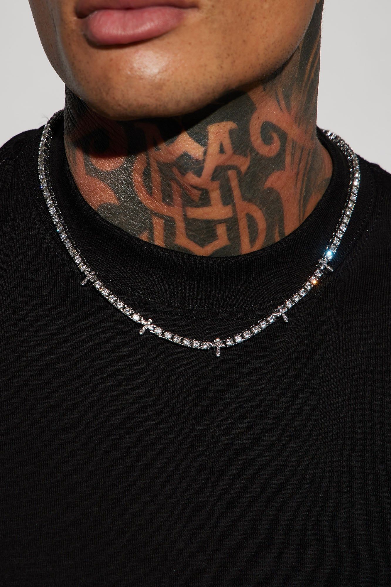 Cross Tennis Chain Necklace - Silver sold by Fashion Nova