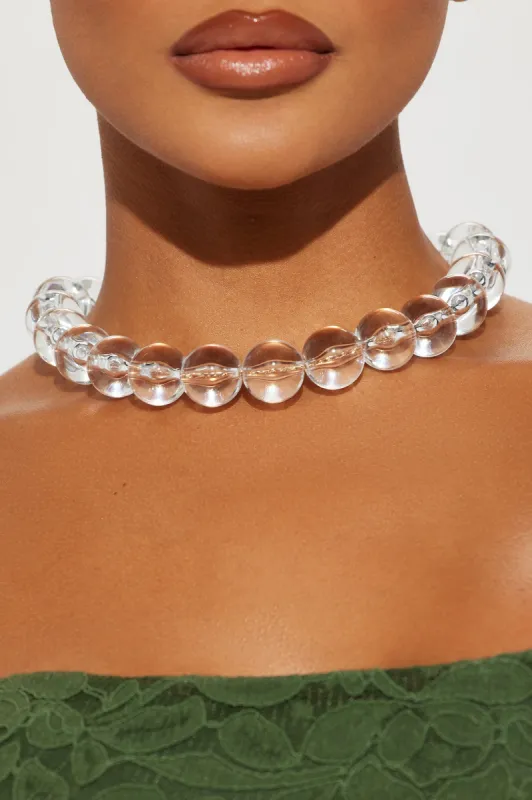 The Galapagos Islands Necklace - Clear made by Fashion Nova