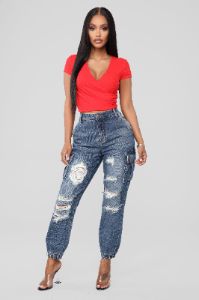 Take A Lap High Rise Cargo Jeans - Medium Blue Wash sold by Fashion Nova