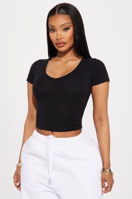 Vanessa V-Neck Cropped Tee - Black sold by Fashion Nova