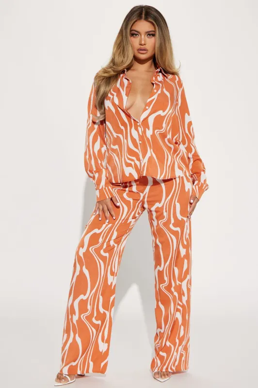 Valentina Pant Set - Rust/combo sold by Fashion Nova