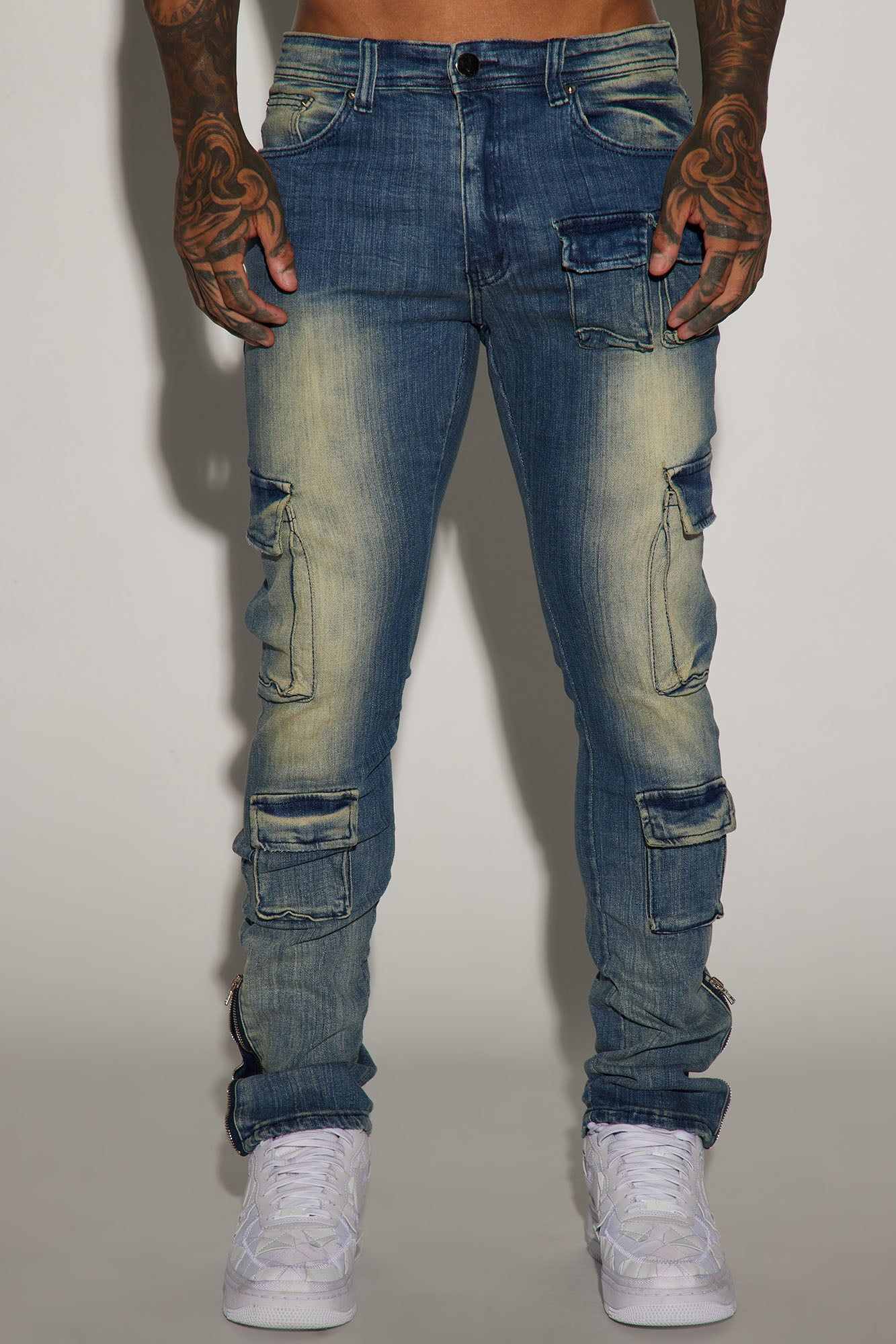 Pocket Me Cargo Stacked Skinny Zipper Flare Jeans - Medium Wash sold by Fashion Nova product image thumbnail 4