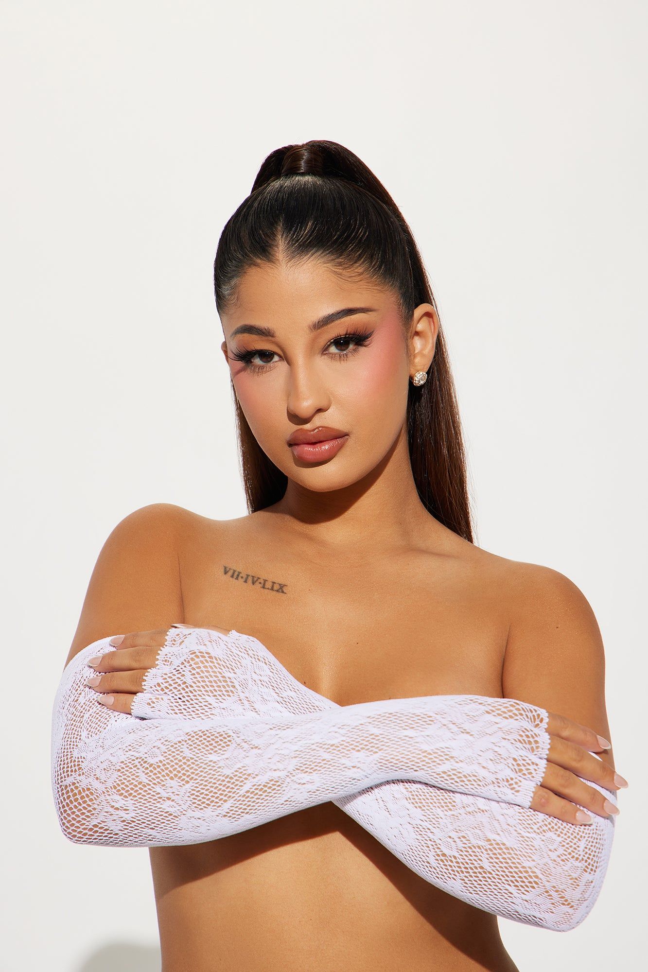 Sweetest Touch Lace Gloves - White sold by Fashion Nova