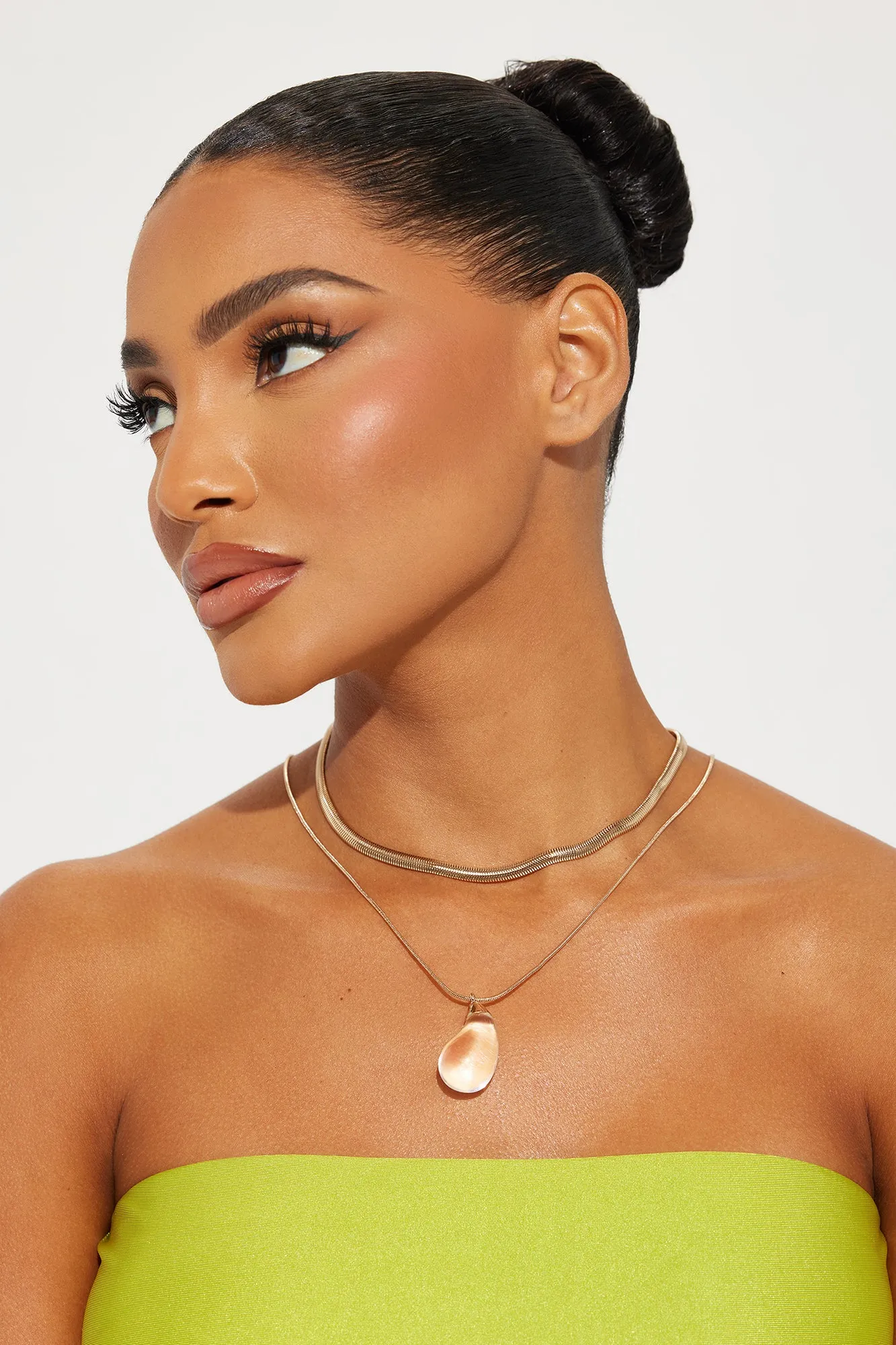 Saint Lucia Necklace - Clear/Gold sold by Fashion Nova product image thumbnail 2
