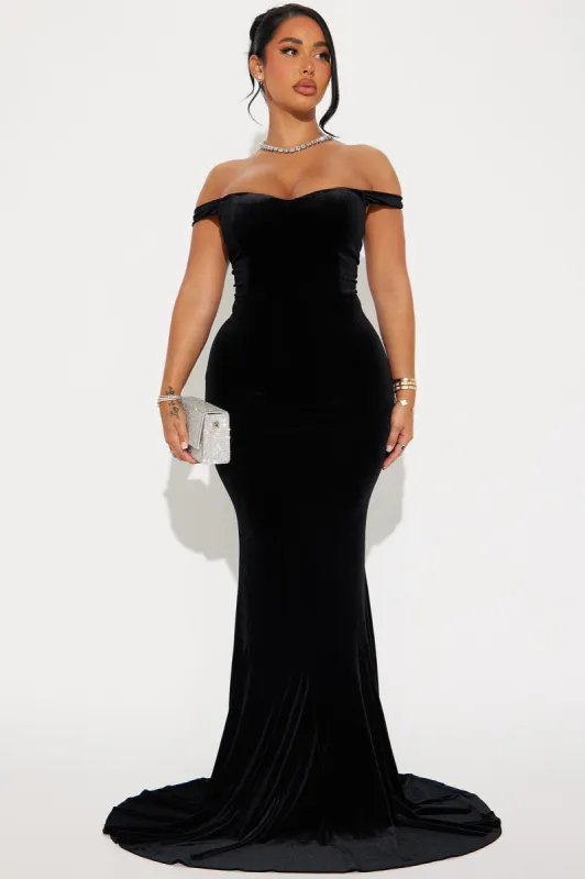 Alora Velvet Maxi Gown - Black sold by Fashion Nova