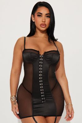 Hooked On Desire Chemise Set - Black sold by Fashion Nova
