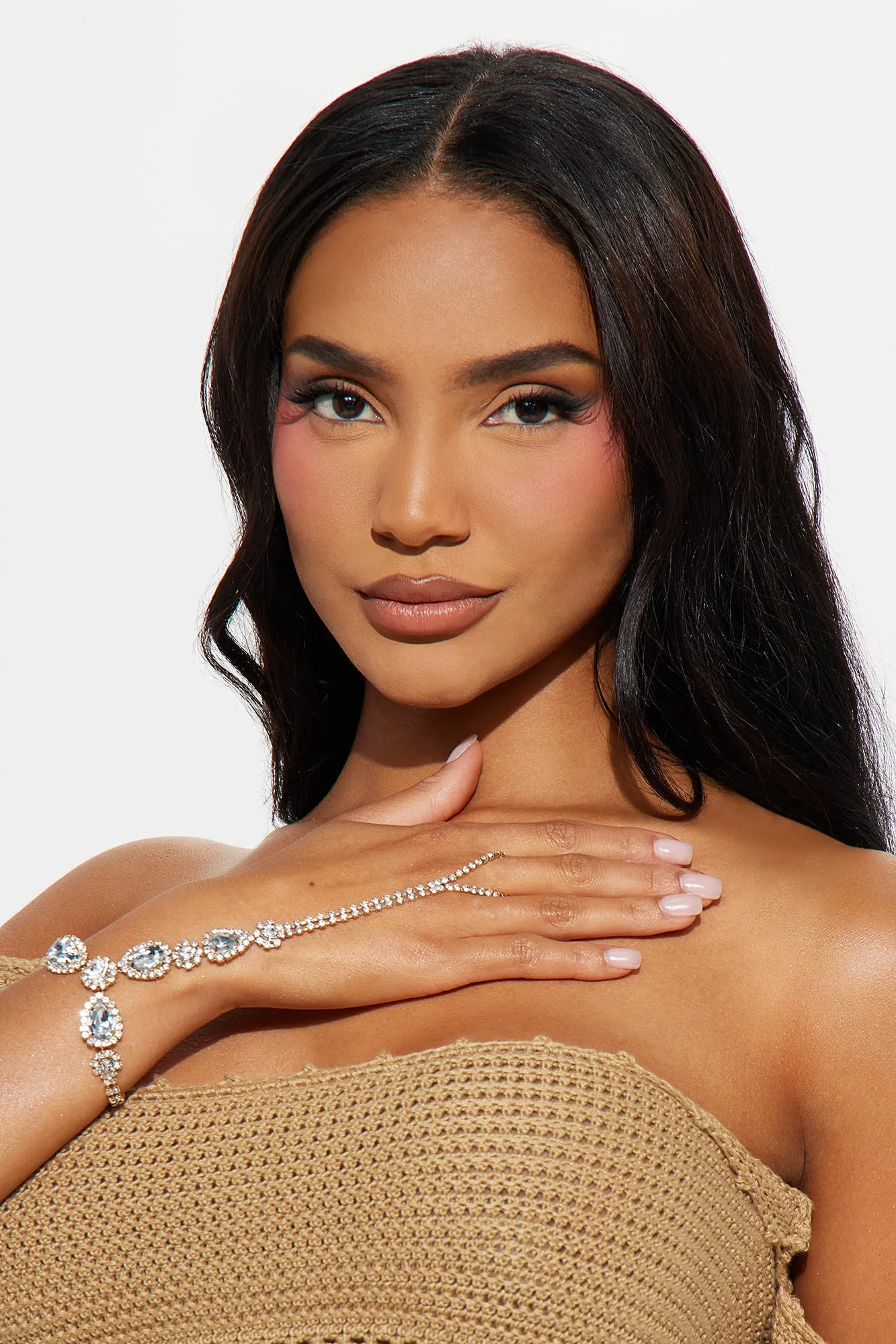 Star Light Star Night Hand Chain - Gold sold by Fashion Nova product image thumbnail 2